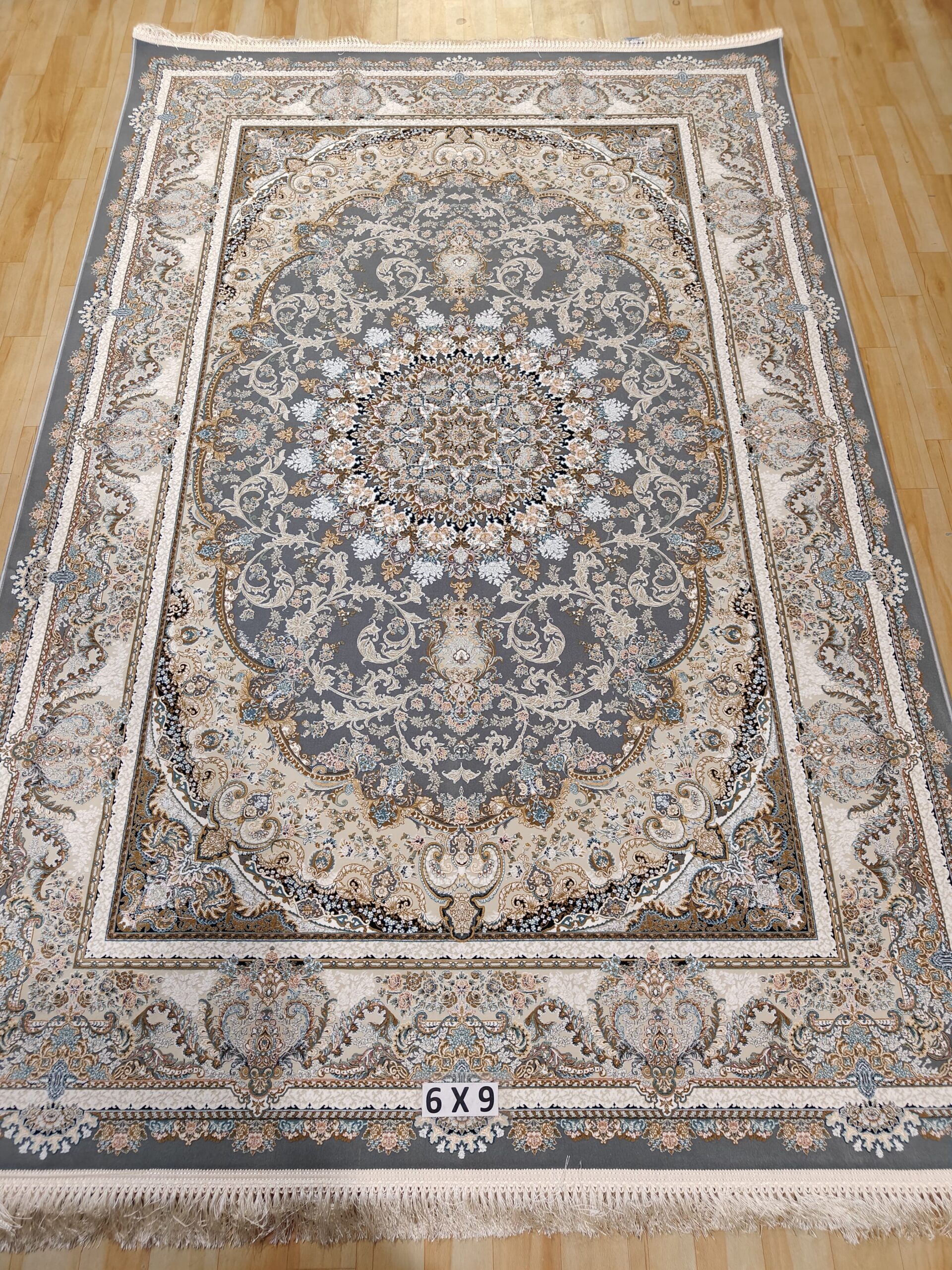 Irani_6x9 (4)