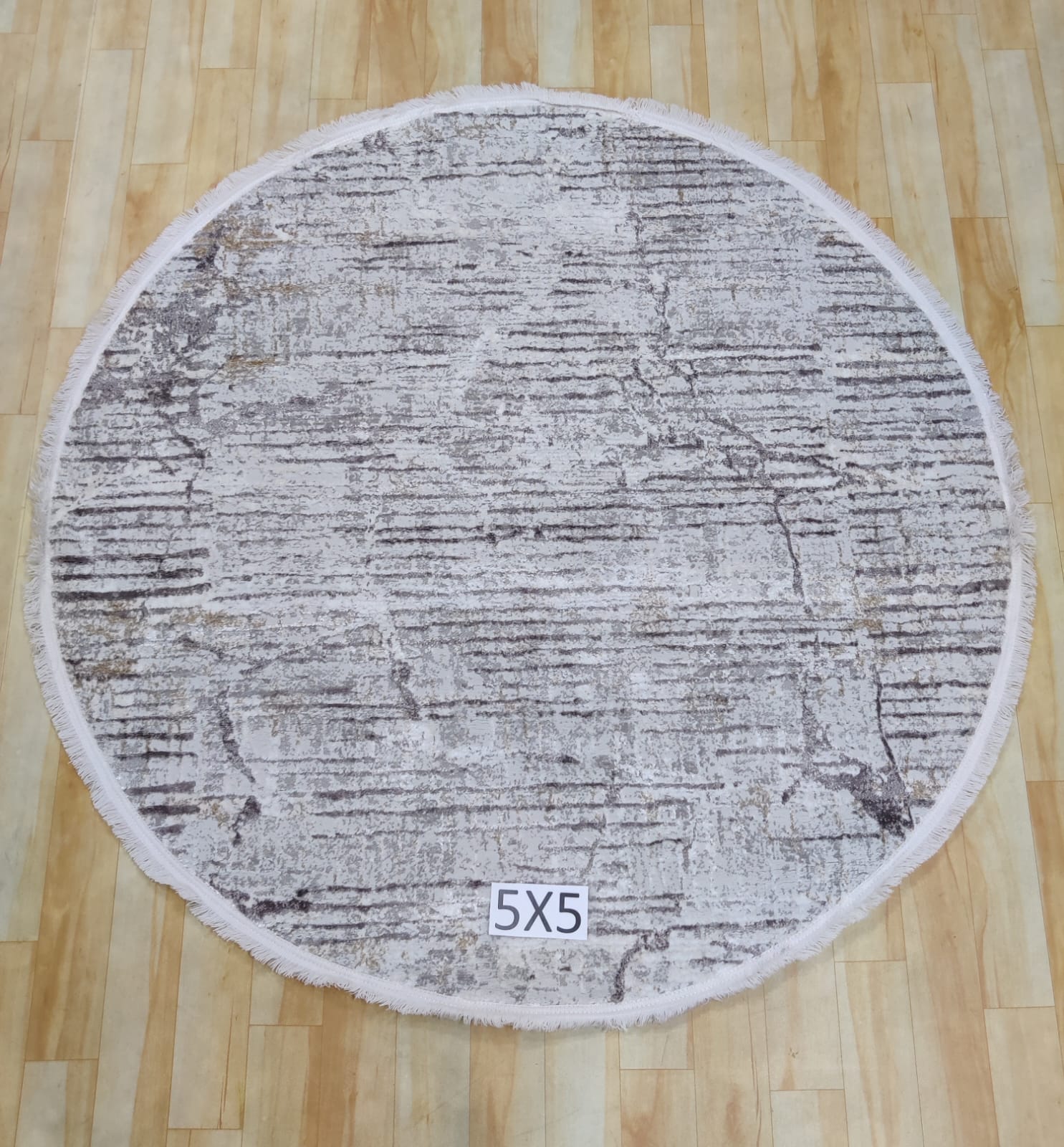 Modern_Round_5x5 (14)